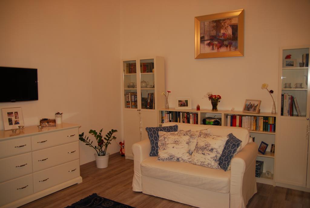Balazs Apartment - Oktogon Budapest Luaran gambar